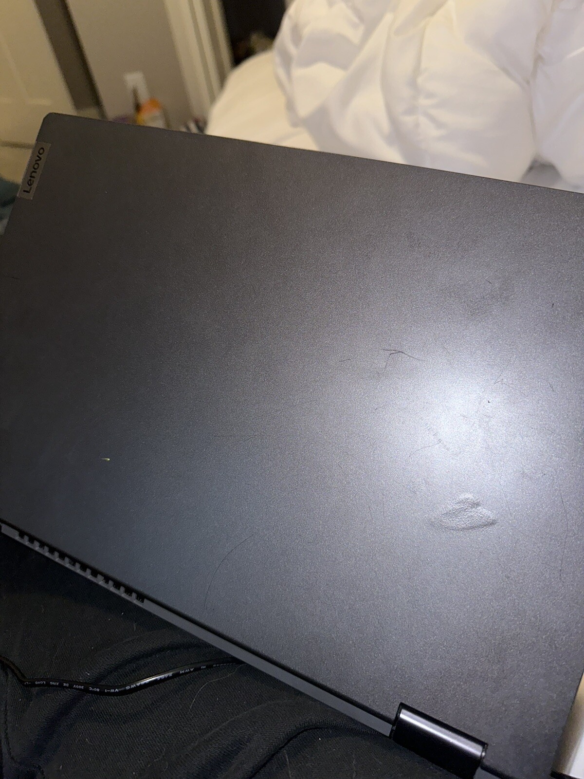 Lenovo IdeaPad Flex 5 14IAU7 14″ (256GB SSD, Intel Core i3-1215U, 1.20GHz,…