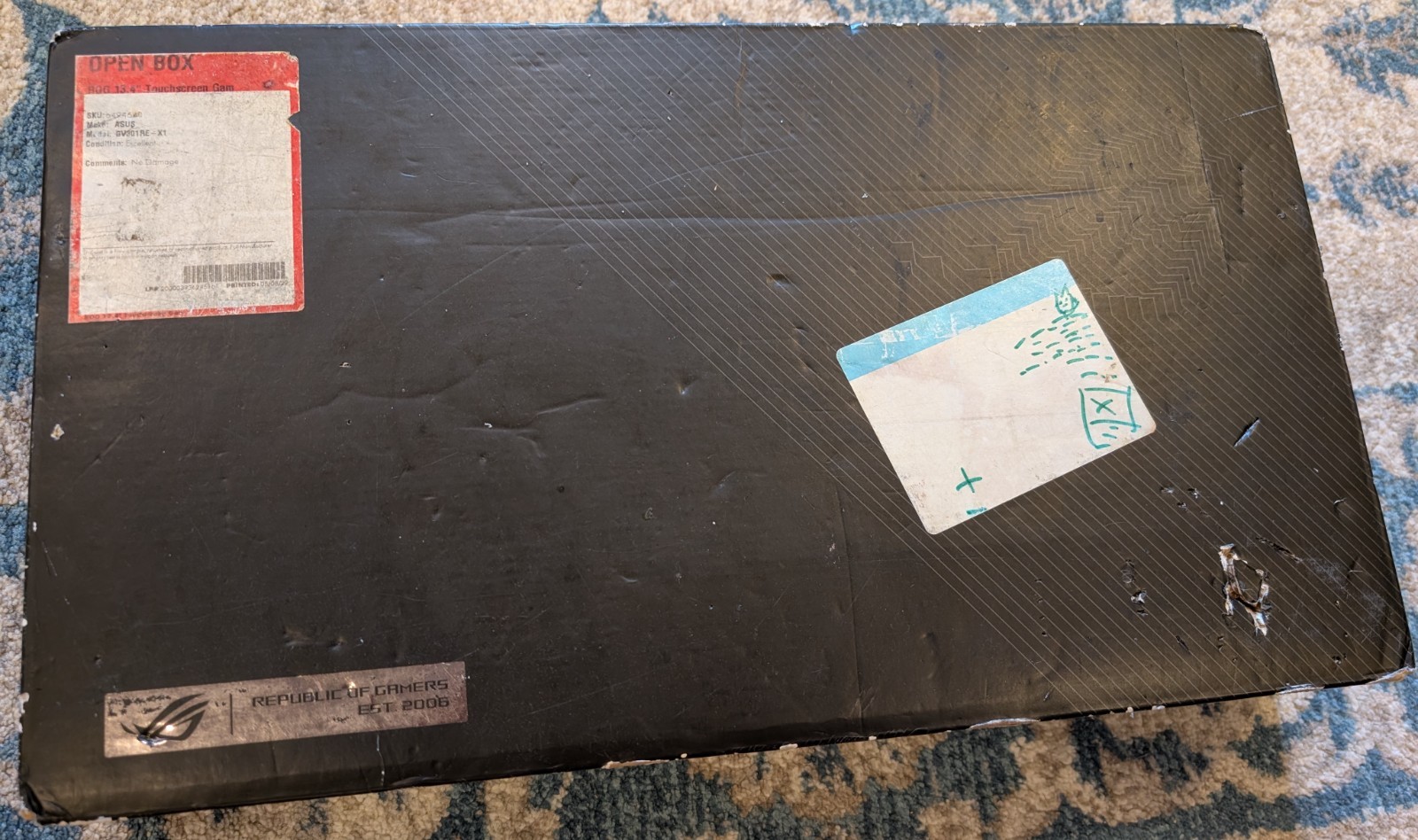 ASUS ROG Flow X13 13.4” READ DESC (1TB SSD, 6900HS, 16GB DDR5, RTX 3050 Ti)