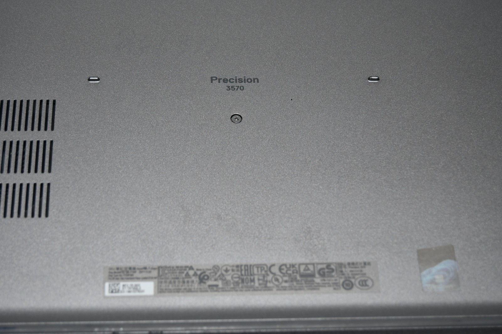 ^ Dell Precision 3570 Laptop Intel i7-1265U @ 3.96GHz 16GB RAM No HD #X7009