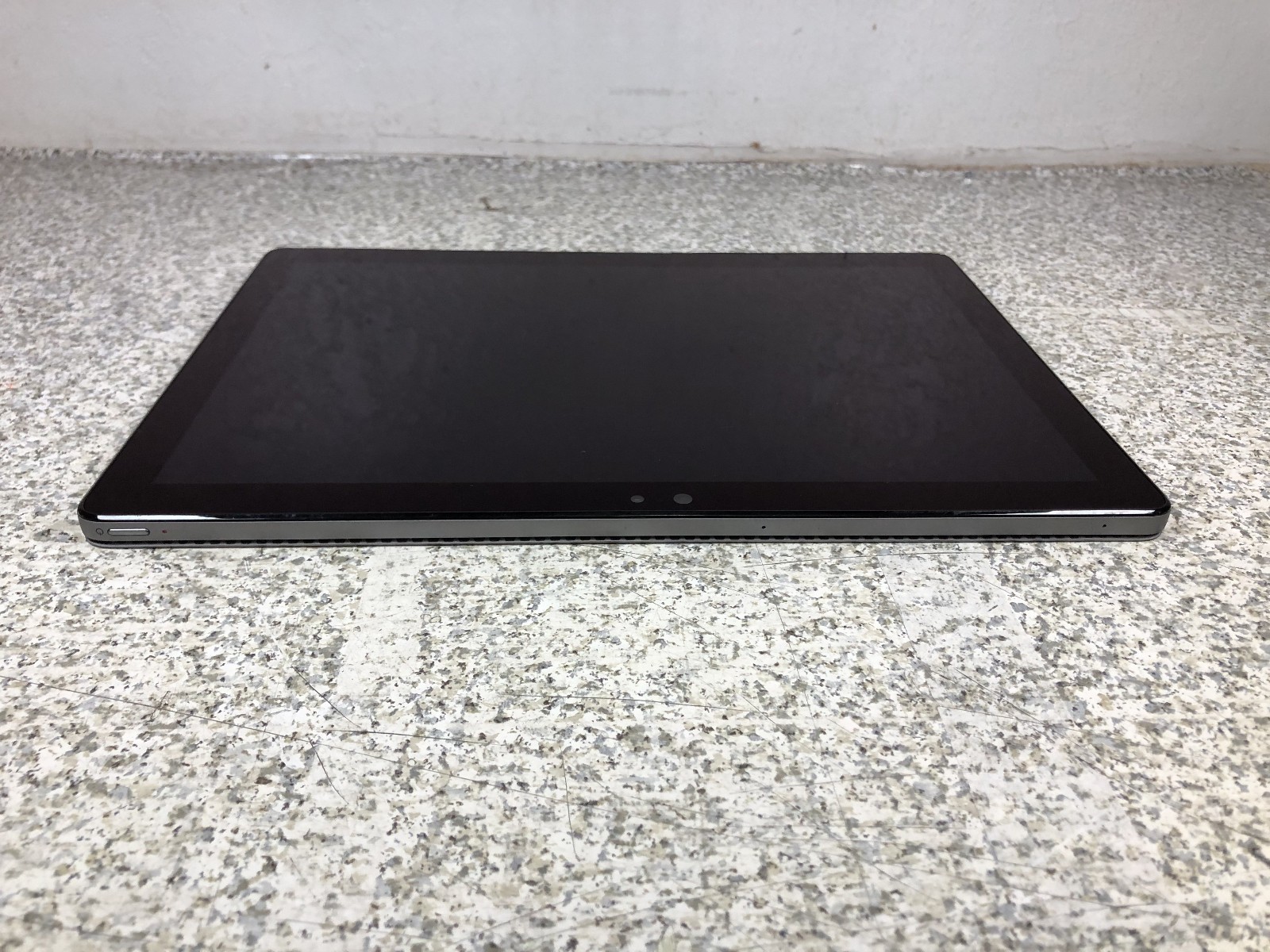 Dell Latitude 7210 2-in1 Intel i5-8265 1.60GHz 8GB (No HD/No OS)