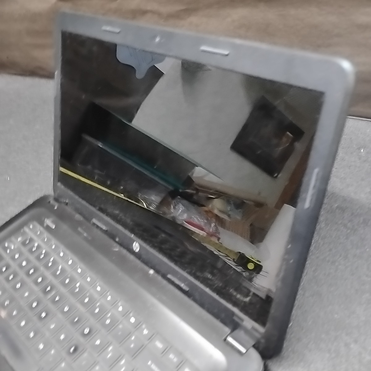 HP 2000-2D19WM 15.6″ Notebook Laptop Computer, FOR PARTS
