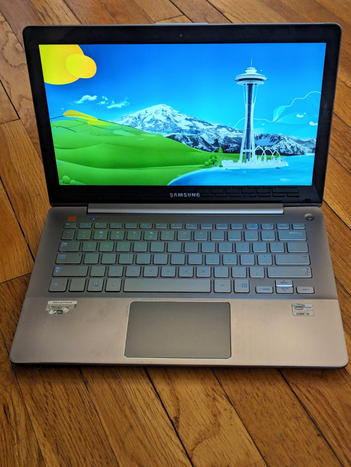 Samsung NP740U3E 13.3in. (128GB, Intel Core i5 3rd Gen., 1.8GHz, 4GB) Ultrabook