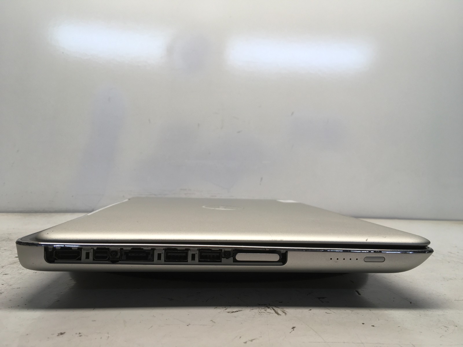 Dell XPS L511Z Intel i5-2410M 2.3GHz 6 GB NO HDD