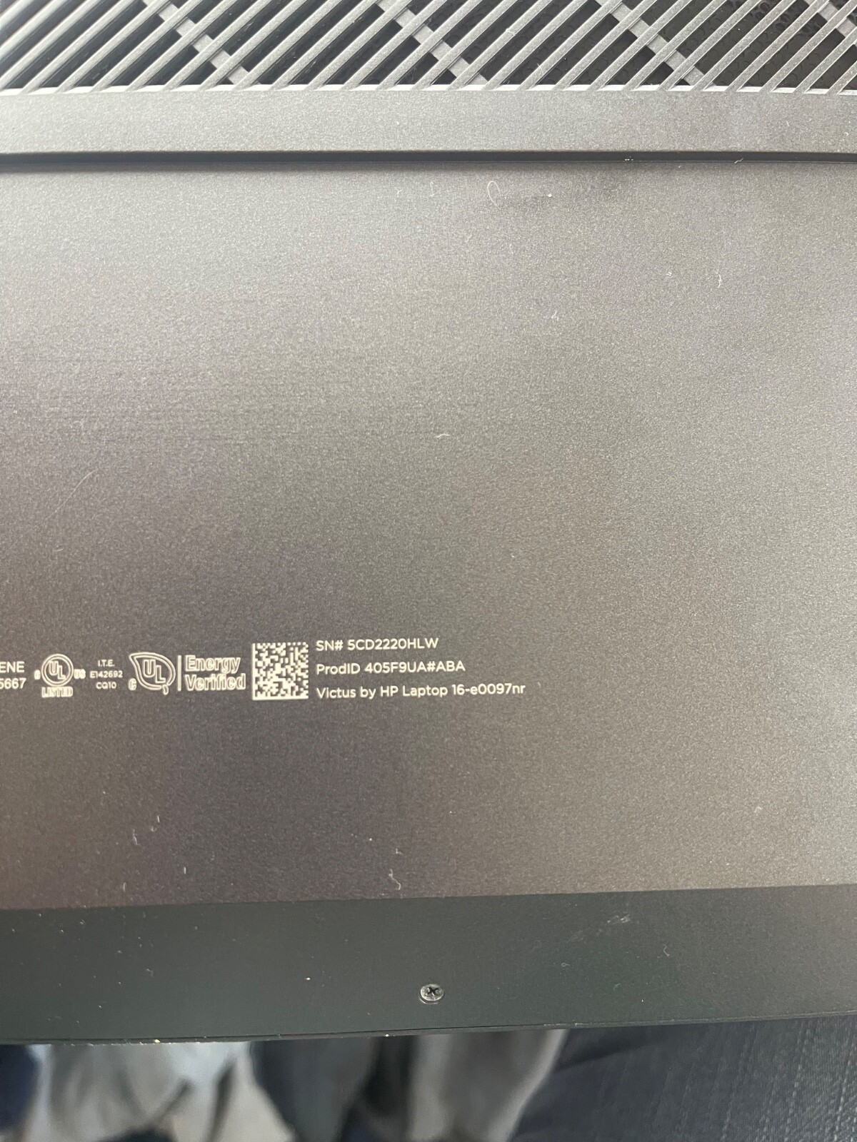 Victus by HP Laptop 16-e0097nr