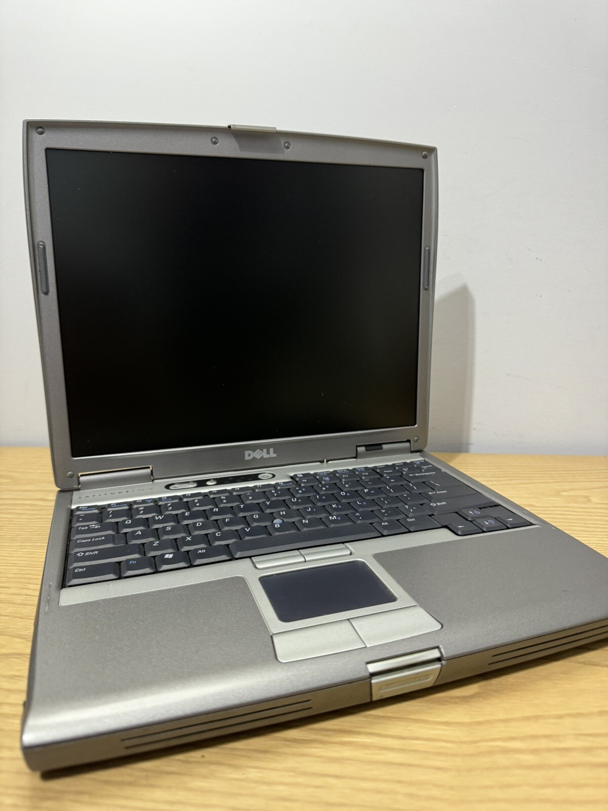 Dell Latitude D610 Laptop Intel Pentium