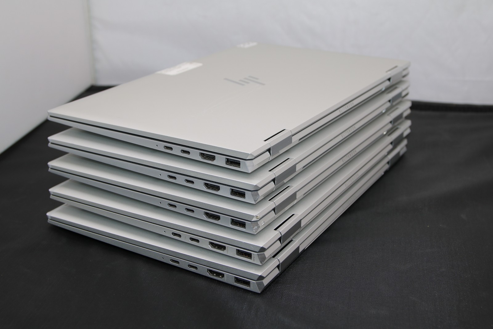 HP EliteBook x360 1040 G8 – i5-1145G7 – 16GB, 256GB, Windows 11 – Lot of 5 +ADP
