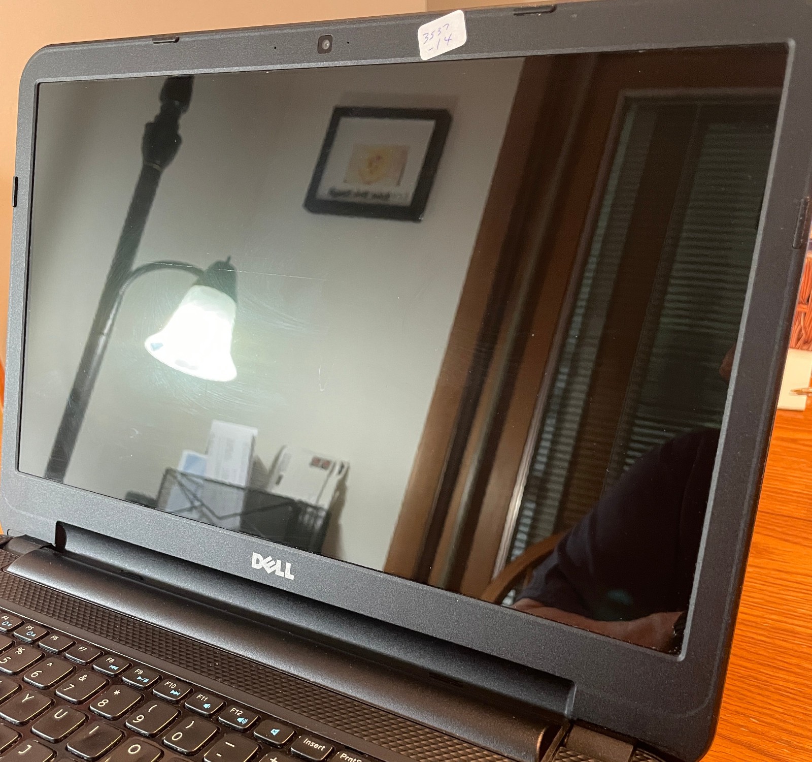 DELL INSPIRON 15-3537 Laptop 15″ i3 256gb+1tb Linux Mint 22.3-extras-14