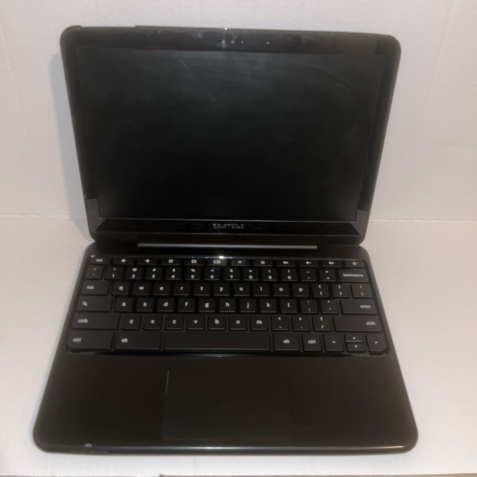 Samsung XE500C12 Dual-Core 2.16GHz 2GB 16GB SSD 11.6″ LED Chromebook (UNTESTED)