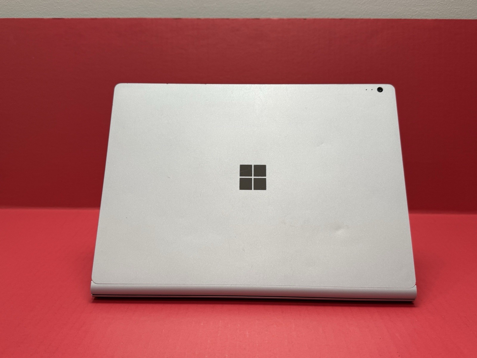 Surface Book 2 1832 i5 8350U 1.7GHz 8GB RAM 256GB SSD