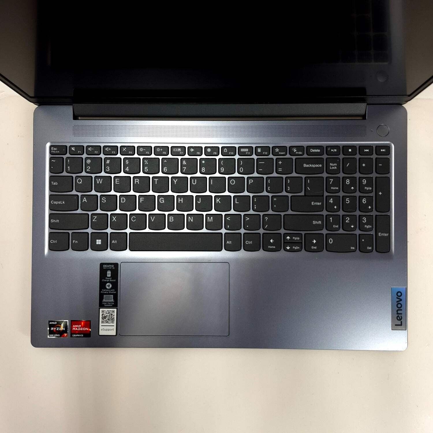 Lenovo IdeaPad 3 15ABR8 15.6″ Ryzen 7 5825U 2.0GHz 16GB RAM 512GB SSD