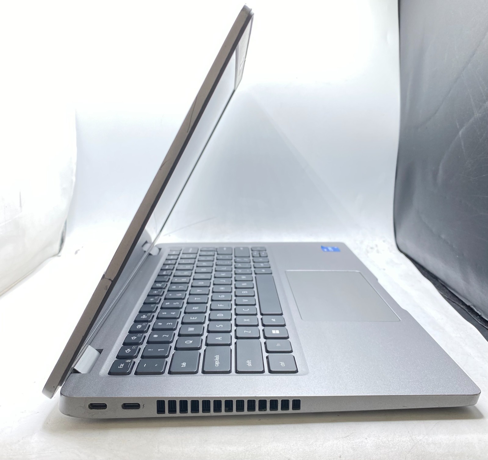 Dell Latitude 5420 14″ i5-1145G7 16GB Ram 256GB SSD Windows 11 Pro Laptop Touch