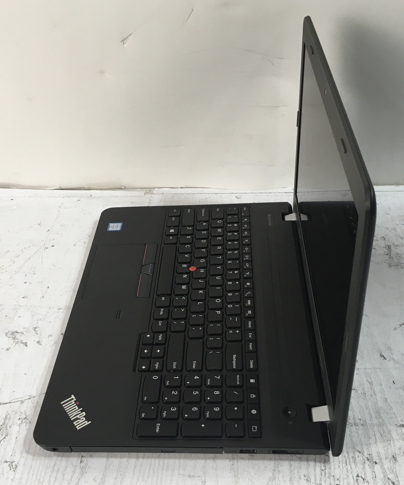 FOR PARTS Lenovo Thinkpad E560 15.5″ Intel Core I7 NO HDD READ DESCRIPTION