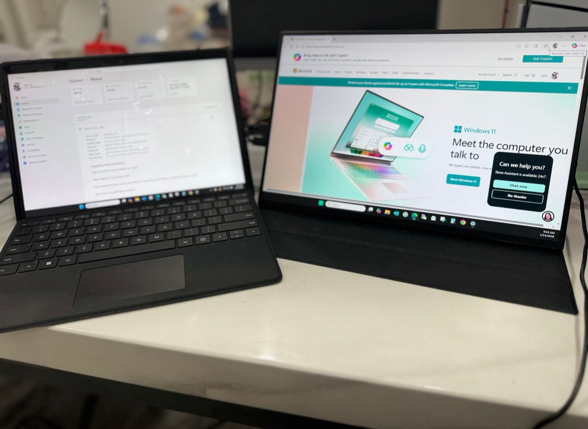 2TB Microsoft Surface Pro 9th 16GB RAM 2TB Intel i5 12th BUNDLE LOT (Read Desc)