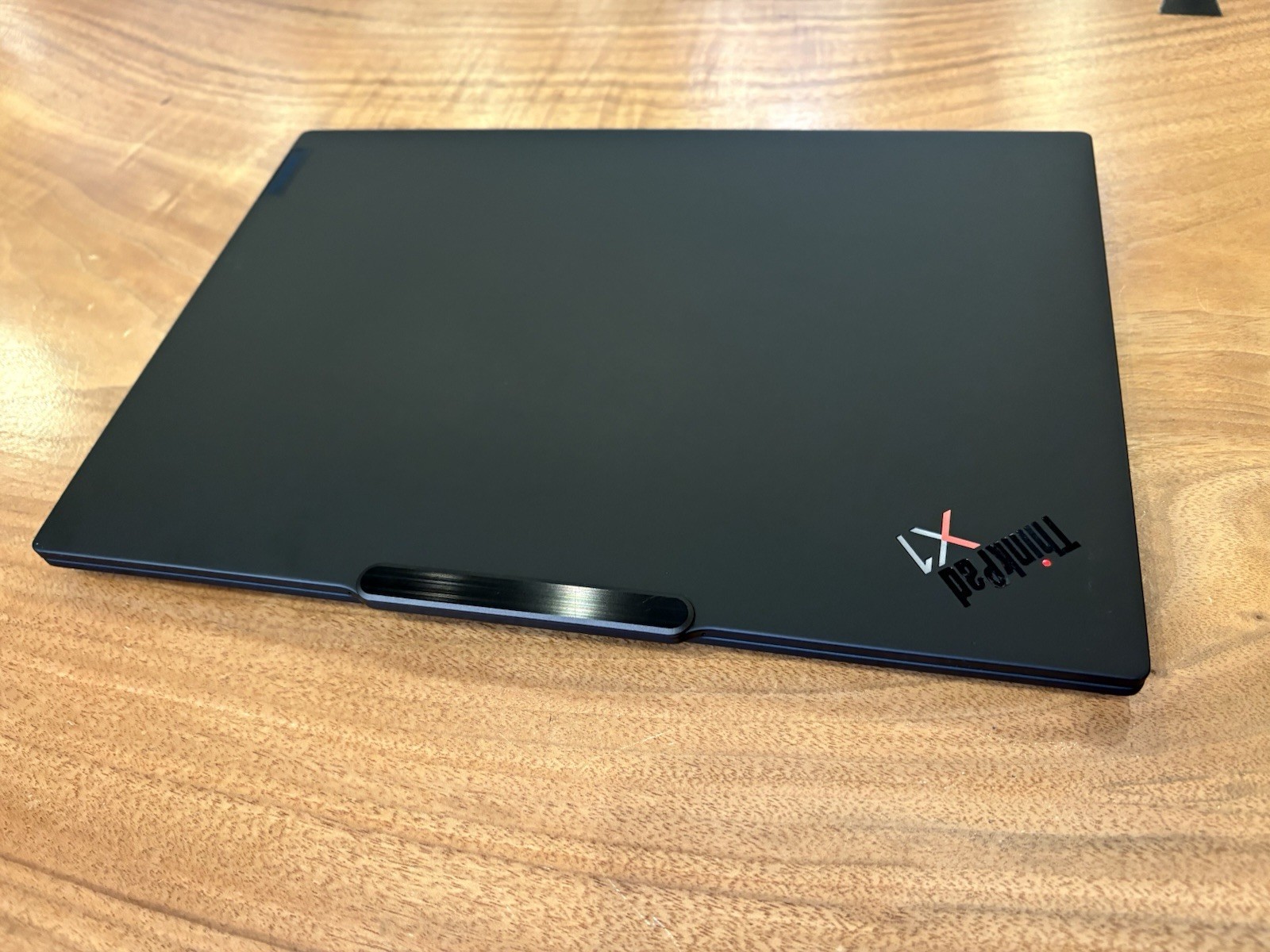 Lenovo ThinkPad X1 Carbon Gen 12 2.8K OLED Touch Ultra 7 165U 64GB 1TB Laptop