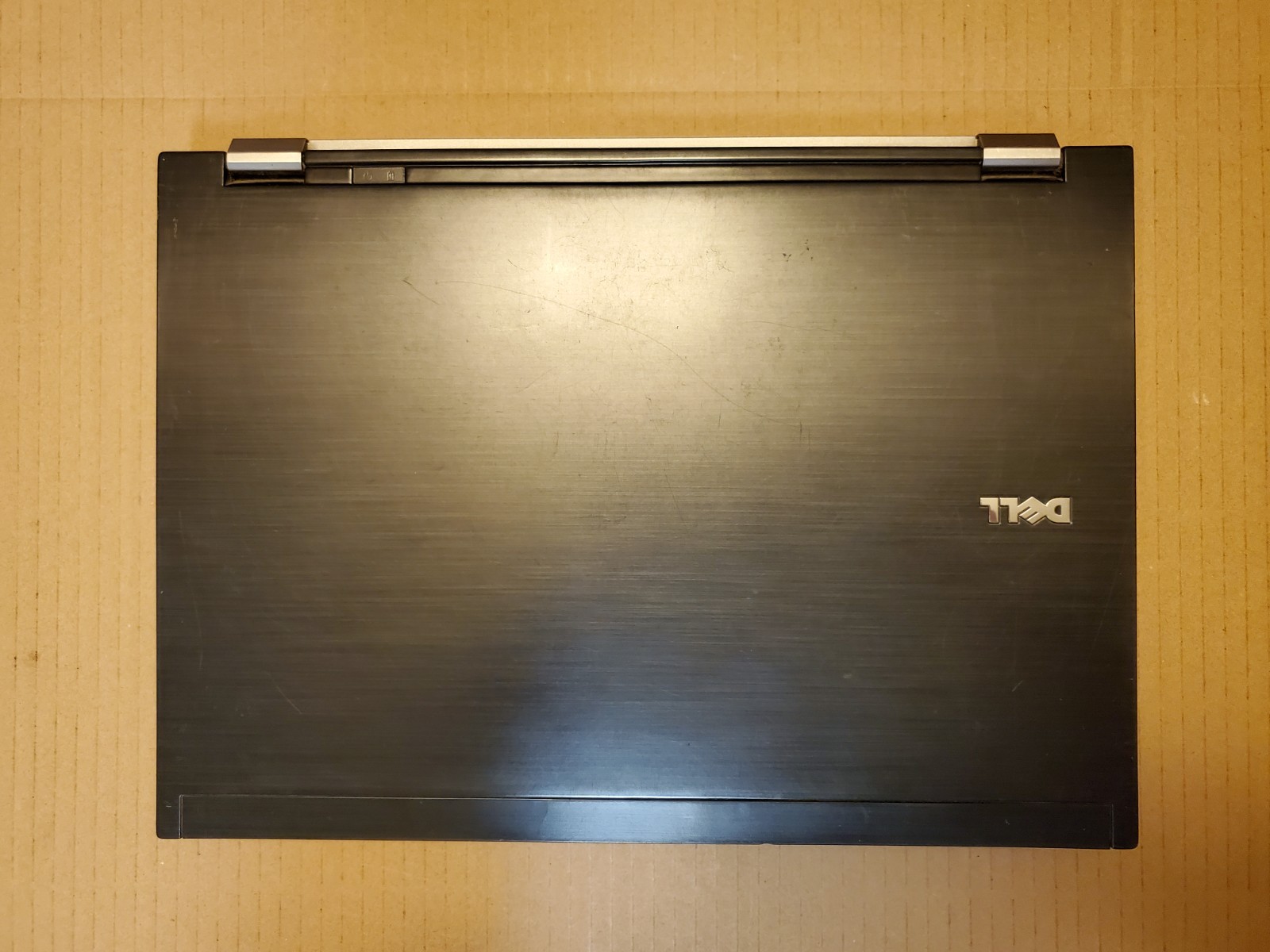 Dell Latitude E6400 Laptop 14″ Intel Core 2 Duo P8400 2.26GHz – Retro Gaming