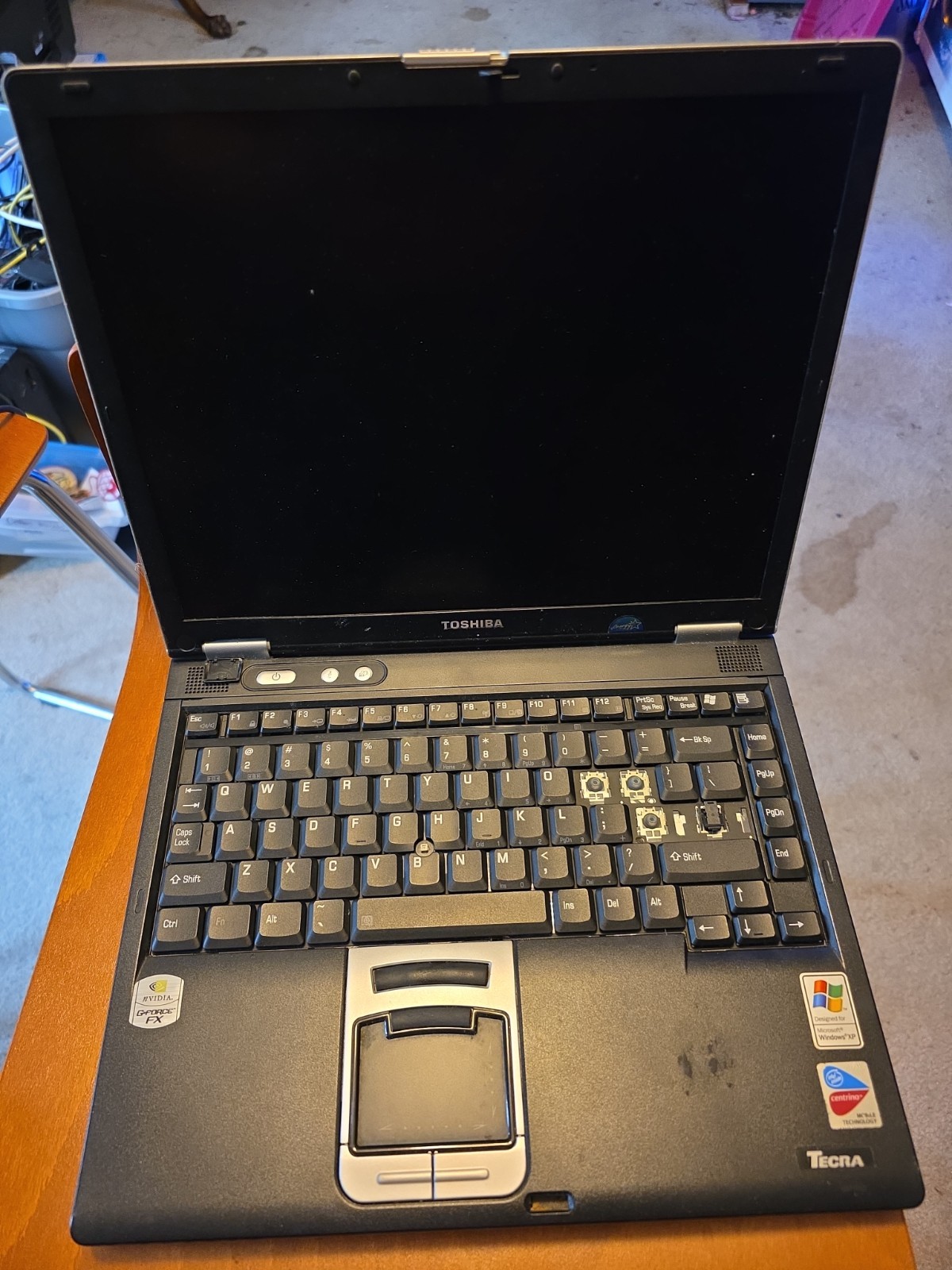 Vintage Toshiba Tecra M2 PTM20U Laptop – For Parts – *READ Set Of 4