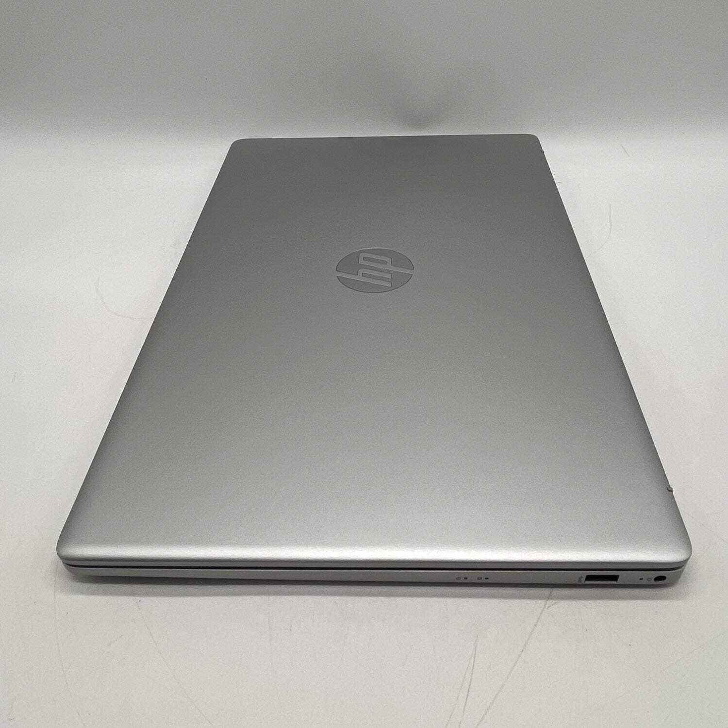 HP 17-cn0046nr LAPTOP 17.3″ Pentium Silver N5030 1..1 4GB RAM 256GB SSD