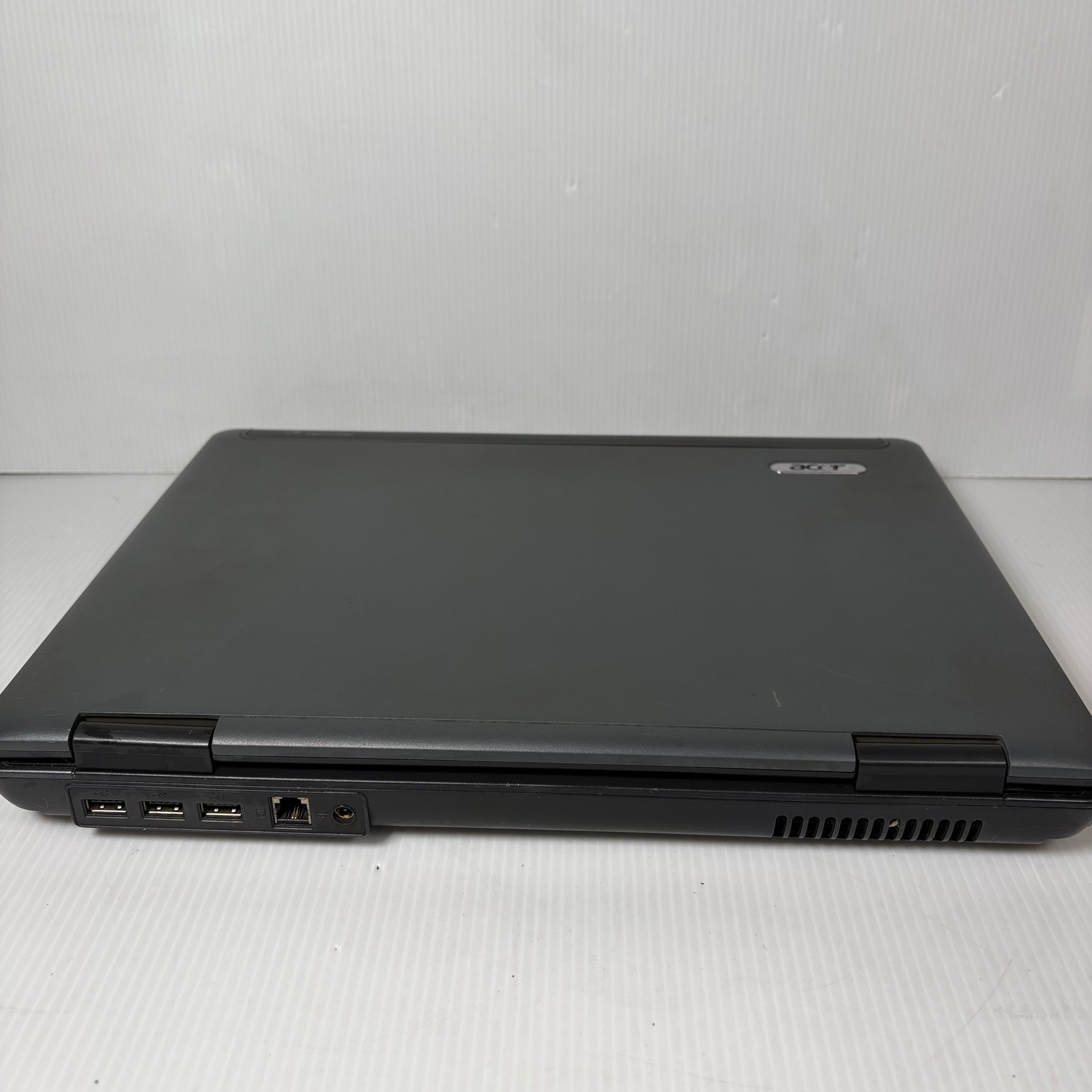 AS IS Acer TravelMate 5720-6722 15.4″ Laptop Intel Core 2 Duo 120GB HDD Win XP