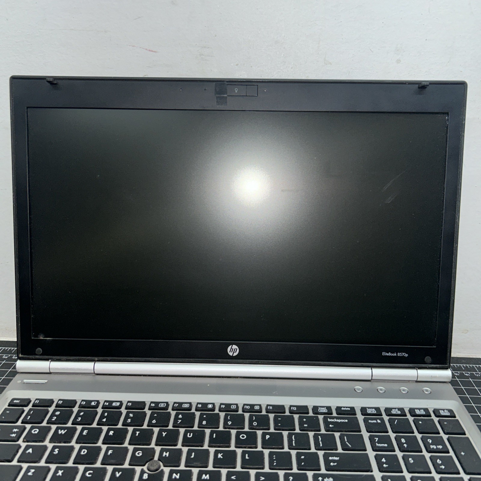 **PARTS/REPAIR**HP Elitebook 8570P Laptop with Power Cord