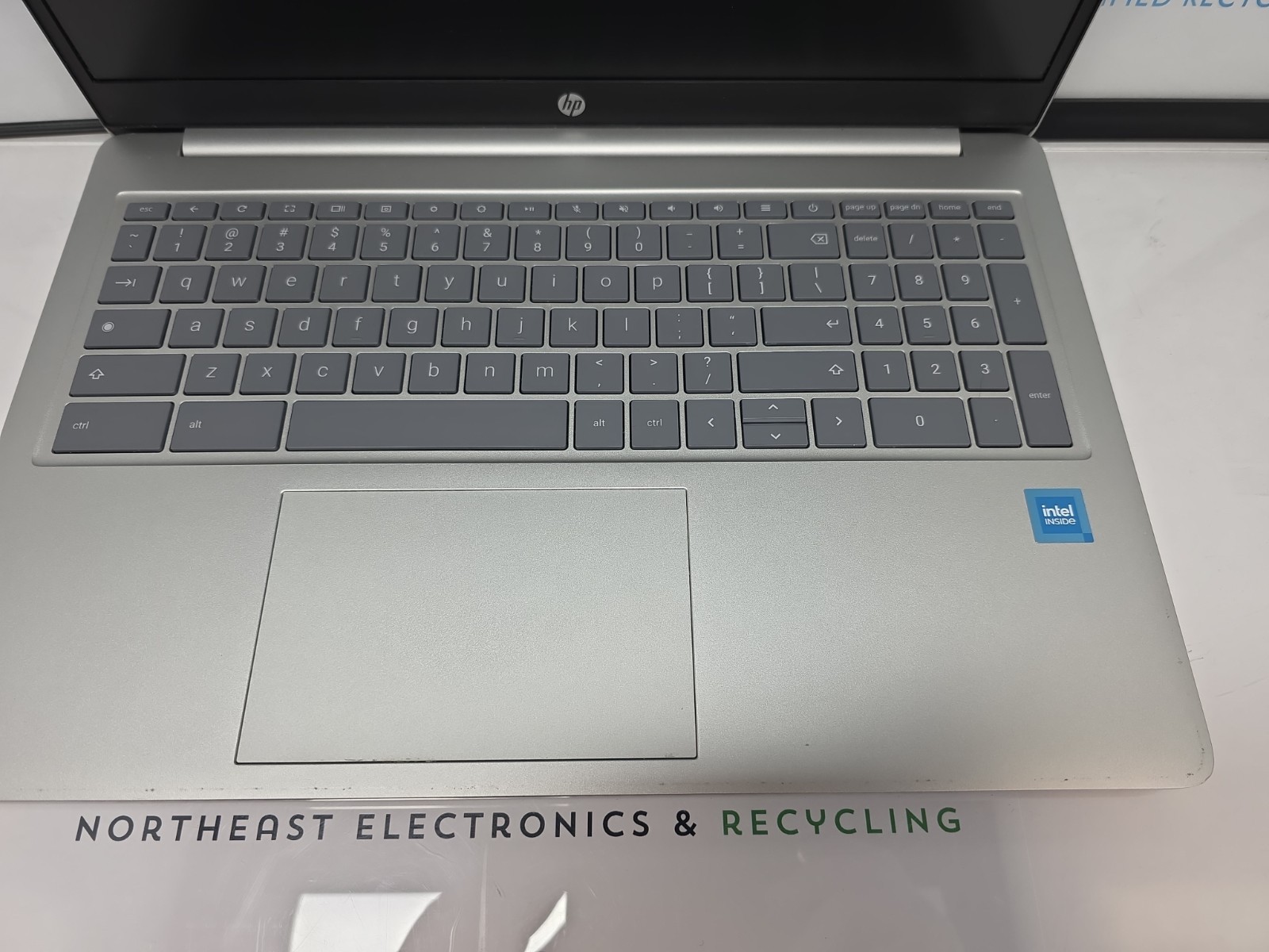 HP Chromebook 15a-nb0013dx 15.6″ Intel N200 3.2 GHz 8GB RAM 64GB eMMC LCD BAD