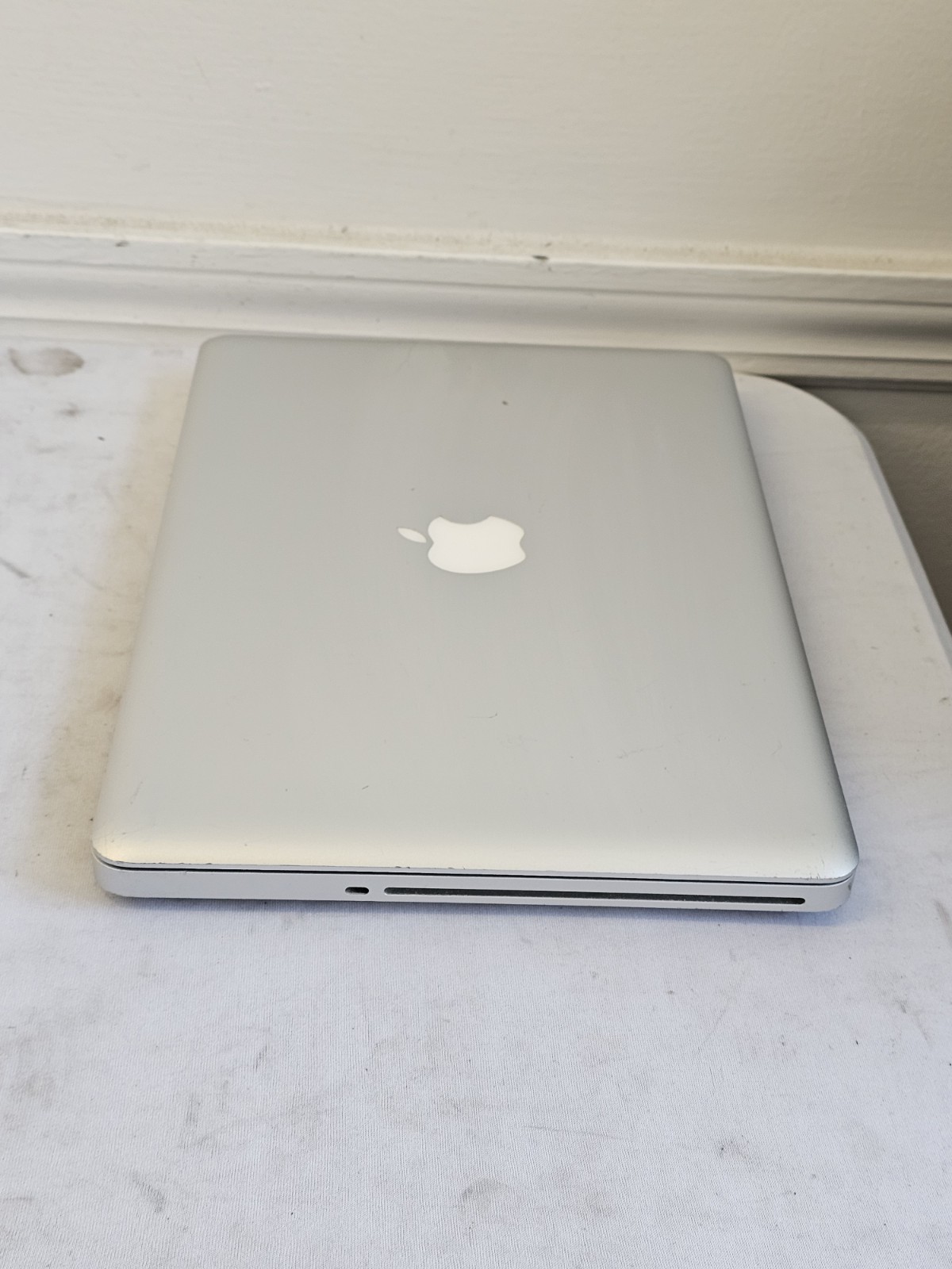 Apple MacBook Pro 13″ 2012 Laptop – Intel i5-3210m – 4GB RAM – Parts/Repair-READ