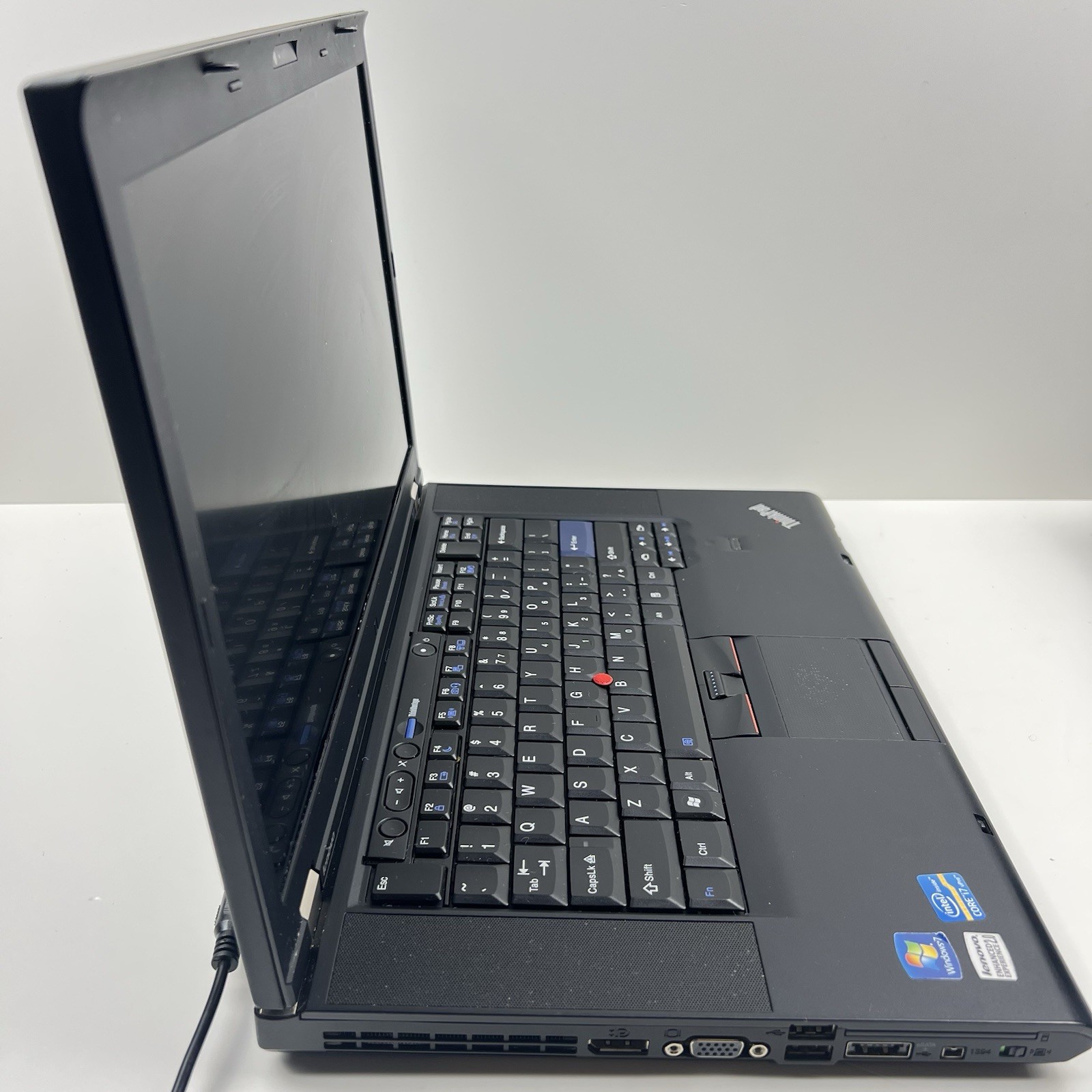 Lenovo ThinkPad T520 Intel i7-2640M 8GB 320GB HDD Linux Mint OS w/ Charger|ELP90