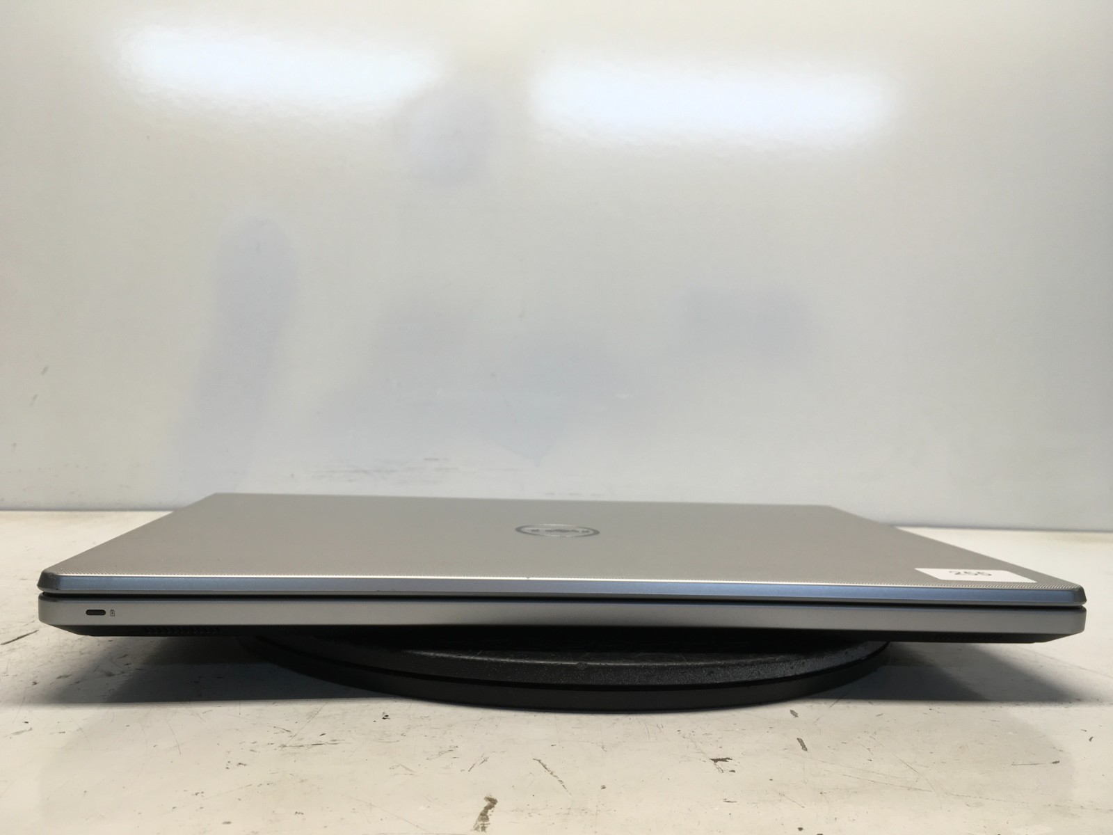 Dell Inspiron 5555 AMD E2-7110 1800MHz 4 GB NO HDD/Battery