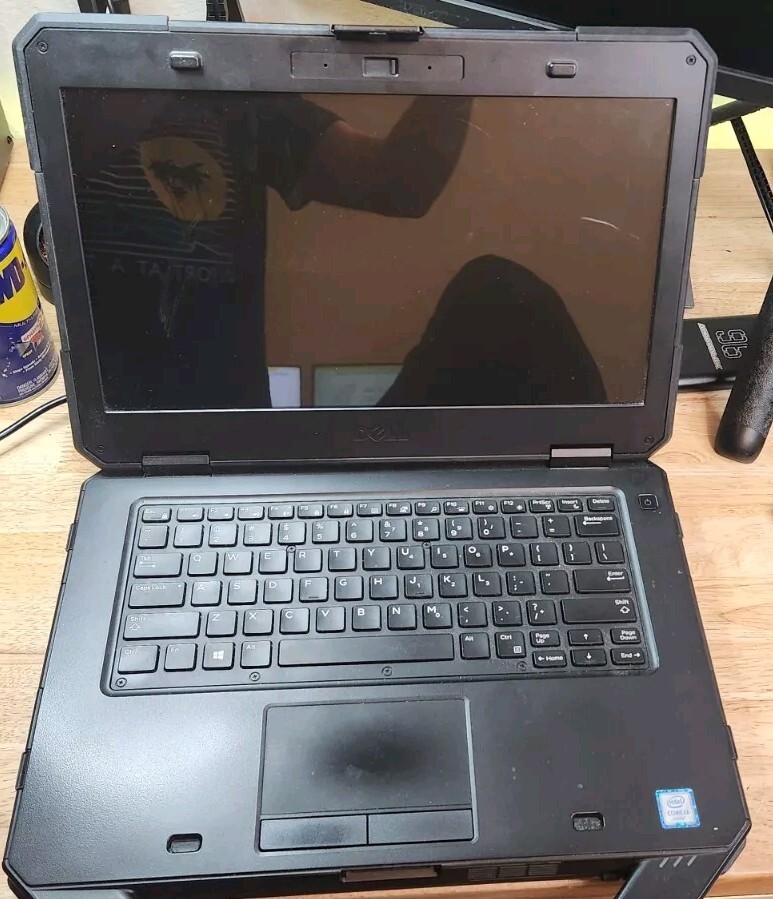 Dell Latitude 14 RUGGED 5414 14″ i3-6100U 2.30GHz 4GB RAM 256GB SSD Windows 10