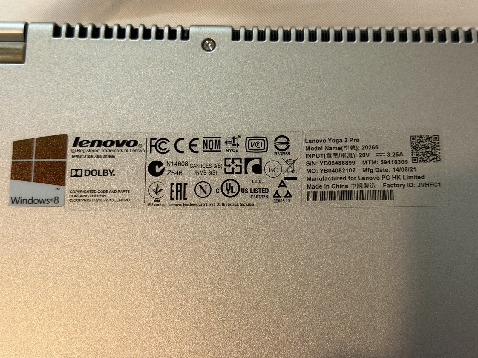 Lenovo Yoga 2 Pro 20266 13.3″ i7-4510u 8GB 256GB SSD Touchscreen 2-in-1 Laptop