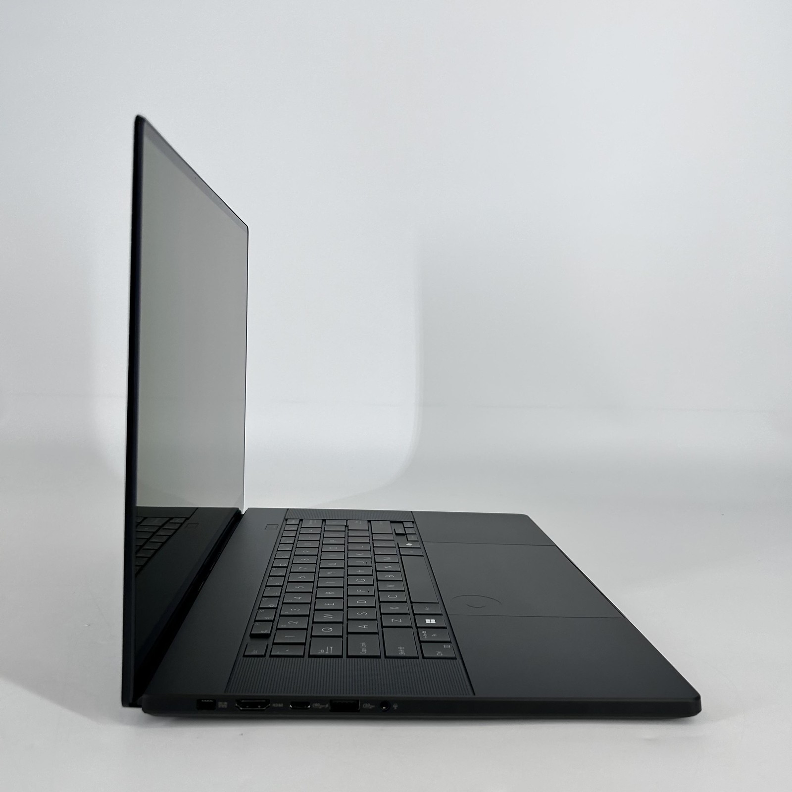 Asus ProArt P16 UHD+ TOUCH 2.0GHz Ryzen AI 9 HX 370 32GB 4TB SSD NVIDIA RTX 4060
