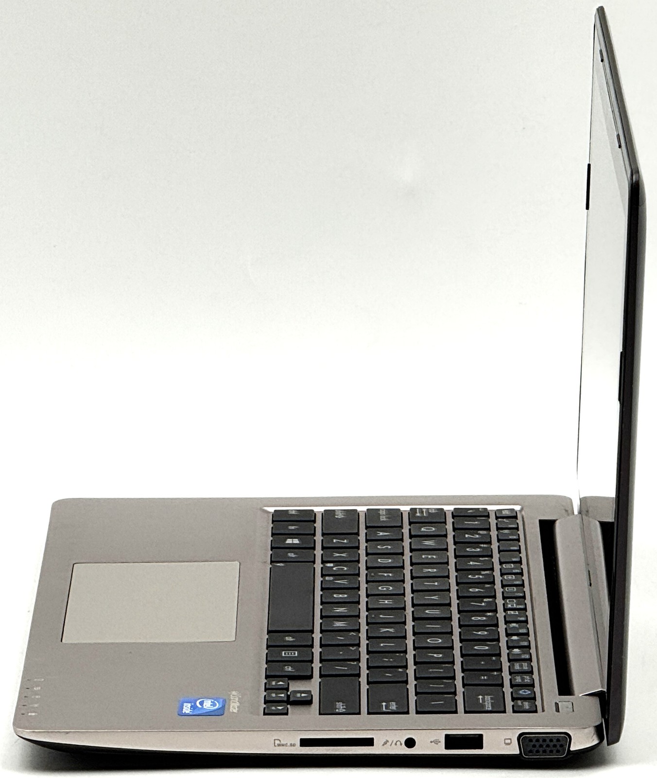 ASUS – VivoBook S200E-CT345H – WXGA – Intel Celeron 1007U – 4GB – 500GB-HDD