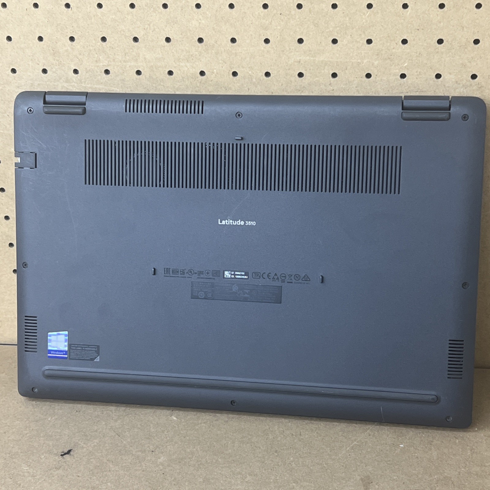 Dell Latitude 3510 i5-10210U 1.6GHz 8GB Ram 256GB SSD – Fair *Low Battery*