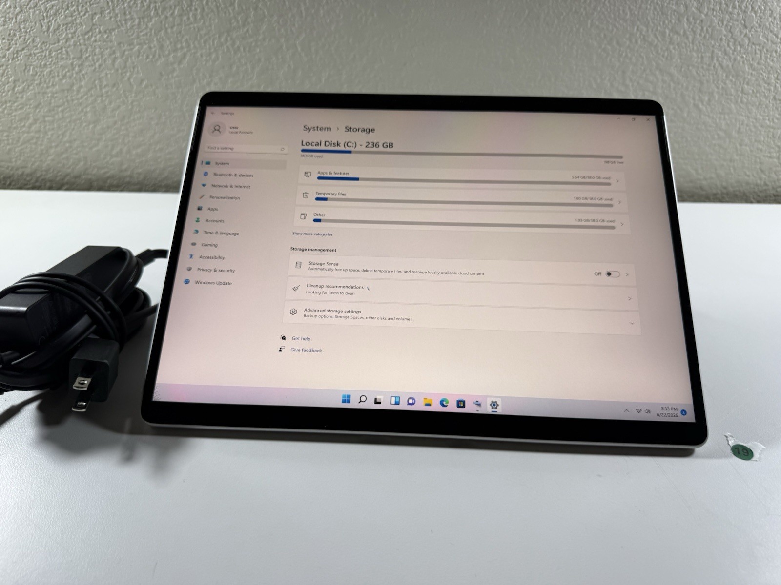 Microsoft Surface Pro 8 (1982) i5-1145G7 – 16GB RAM – 256GB 120Hz – Win 11 Pro