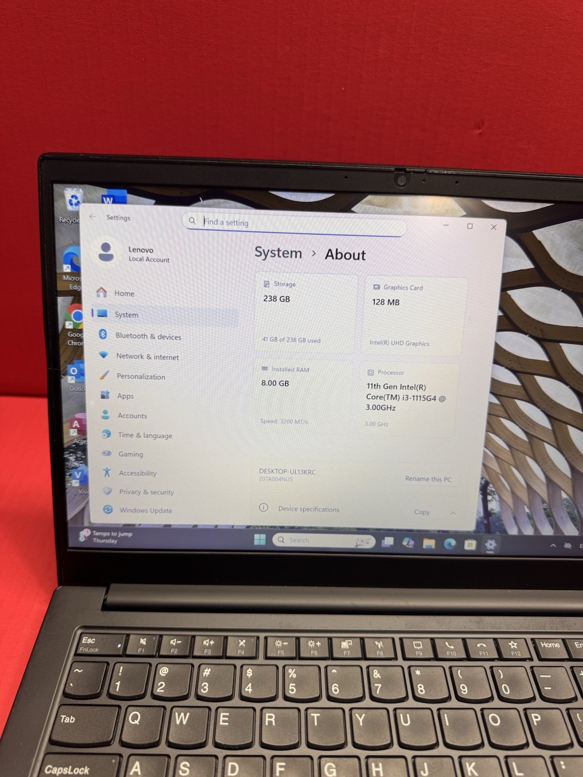 Lenovo Thinkpad E14 11th i3-1115G4-3.0GHz-8GB DDR4 256GB Windows Pro
