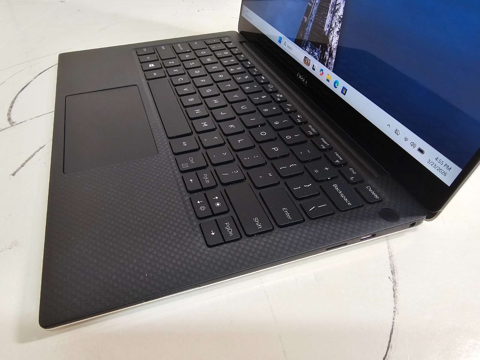 Dell XPS 13 7390 Laptop – 1.6 GHz i5-10210U 8GB 256GB SSD 13.3″ Touchscreen SP1