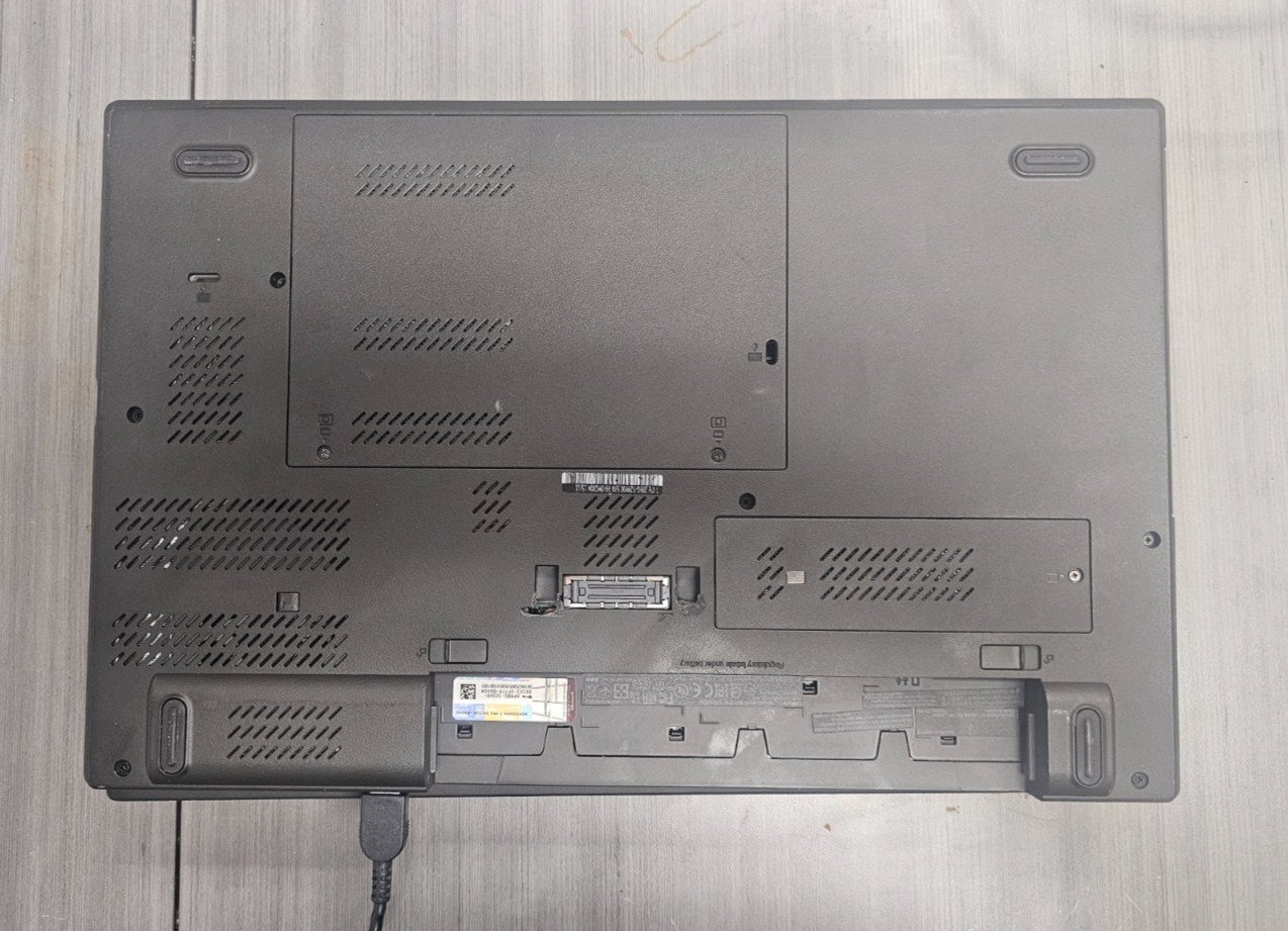 Lot of 2 Lenovo Thinkpad W541 Laptop i7-4810MQ 8GB No HDD/Batt/Adapter 2GB Card