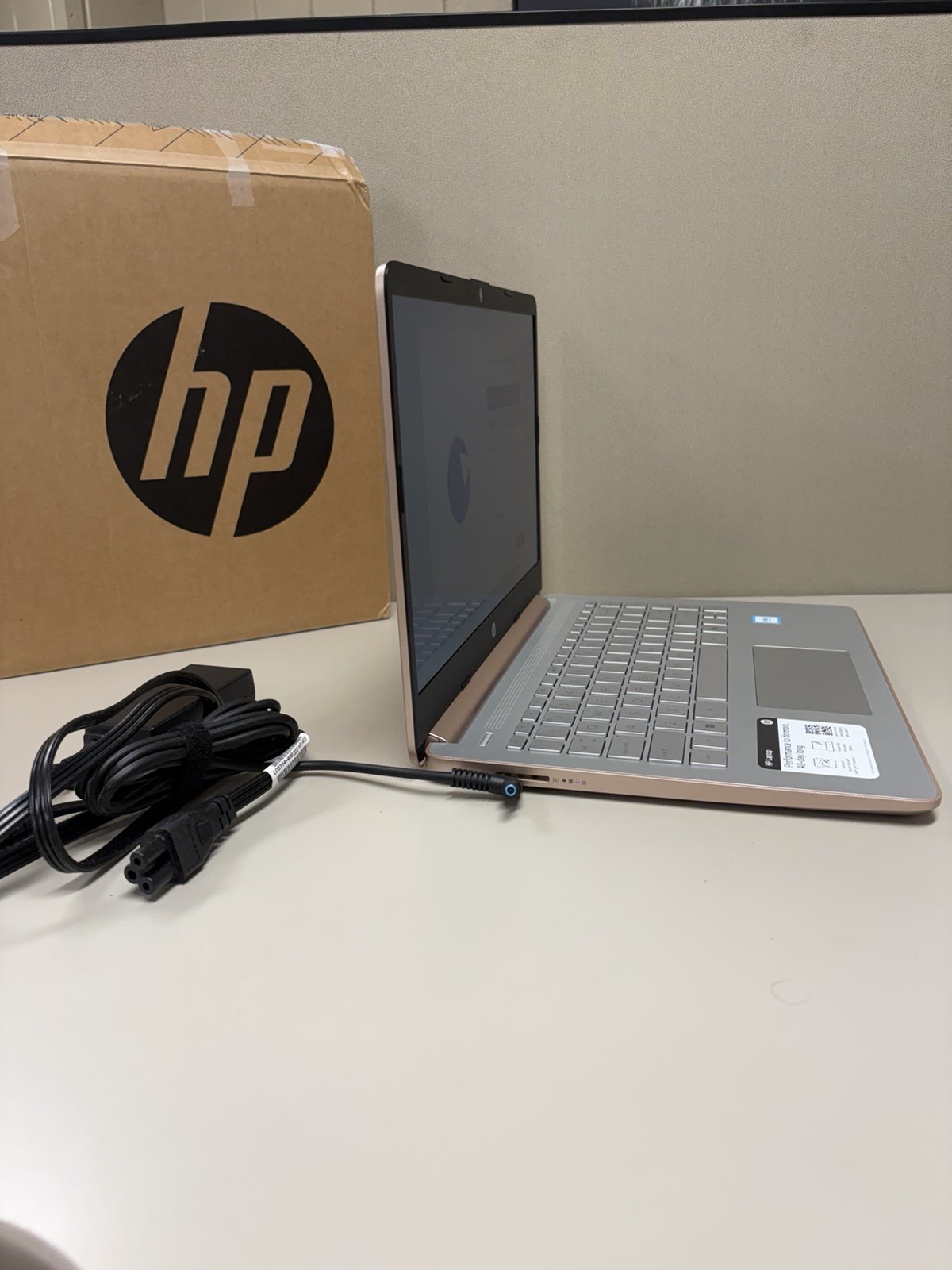 HP – 14 Laptop Intel N150 Processor 4GB Memory 128GB UFS Pale Rose Gold (Used)