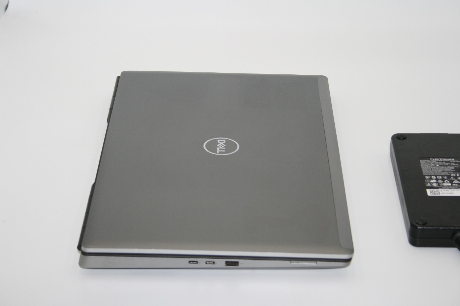 Dell Precision 7760 Mobile Workstation 17.3″ UHD i7-11850H NVIDIA RTX A5000 16GB