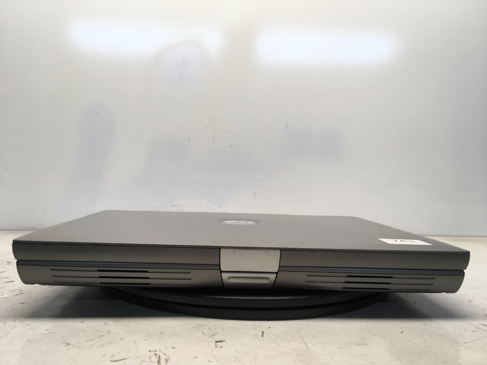 Dell Latitude D800 Intel Pentium M 1.4GHz 256 MB NO HDD