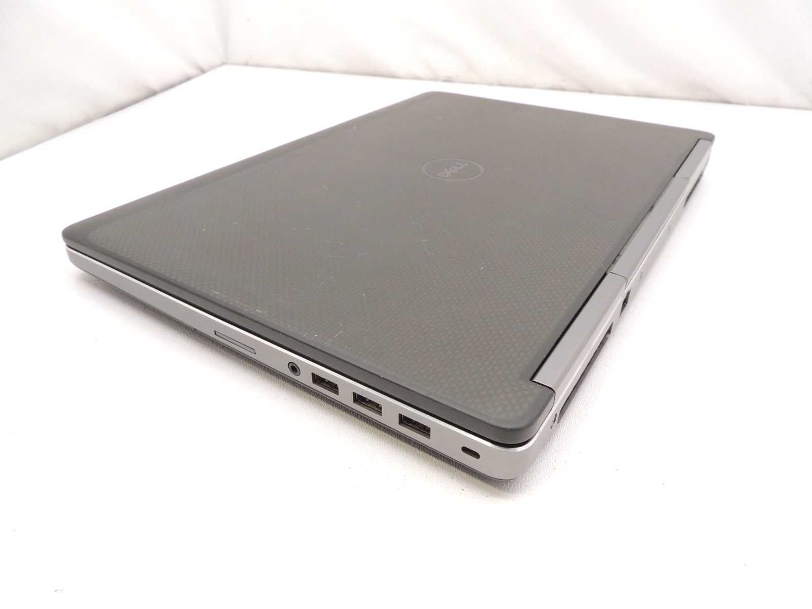 Dell Precision 7510 Core i7 6820HQ 16GB 512GB M375X 2GB New Battery Laptop No OS