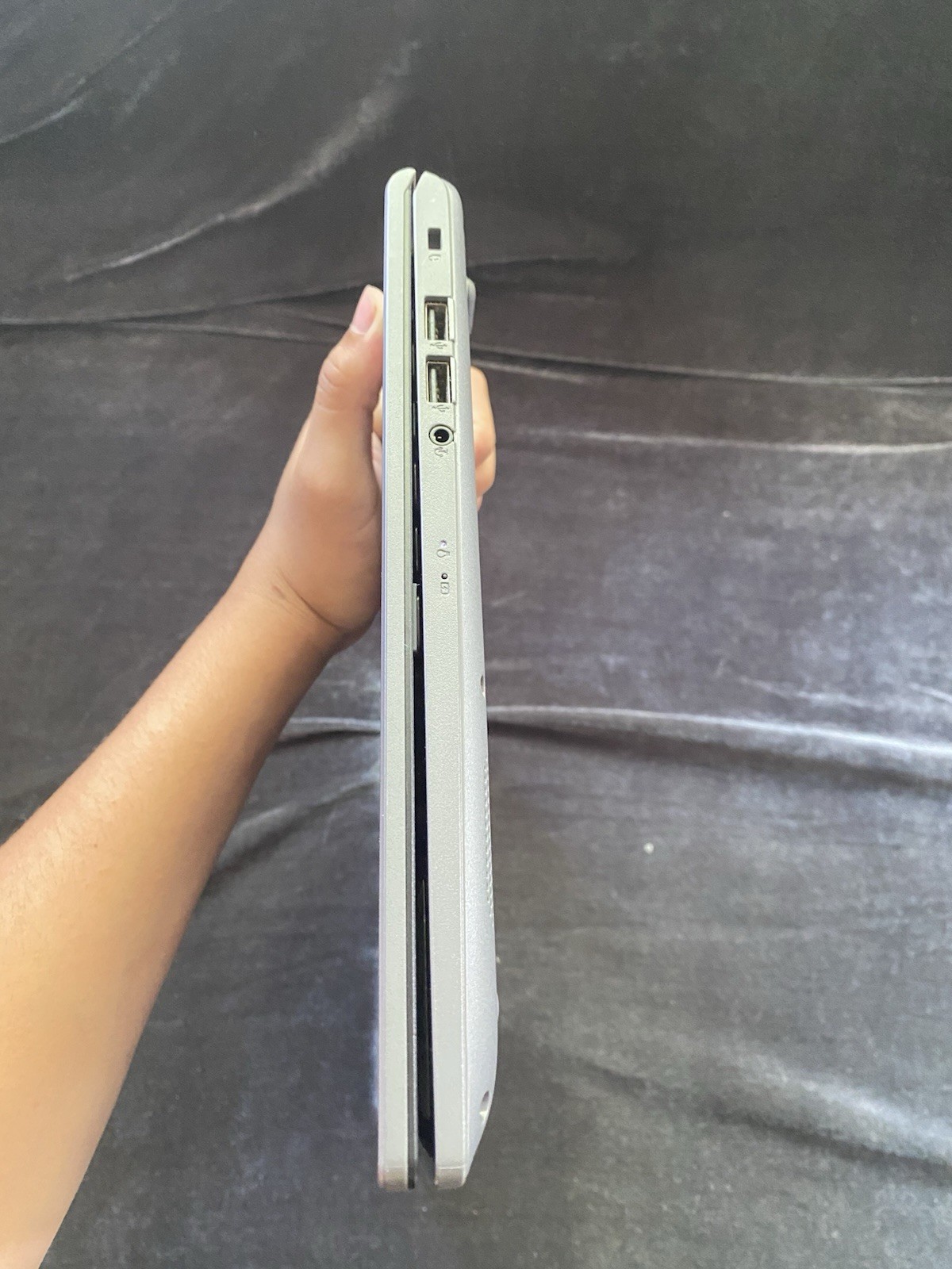 ASUS VivoBook 15 X515JA