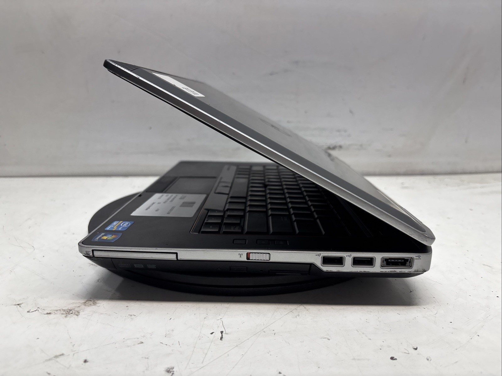 Dell Latitude E6420 Intel i5-2520M 2.5GHz 4 GB NO HDD No Batt