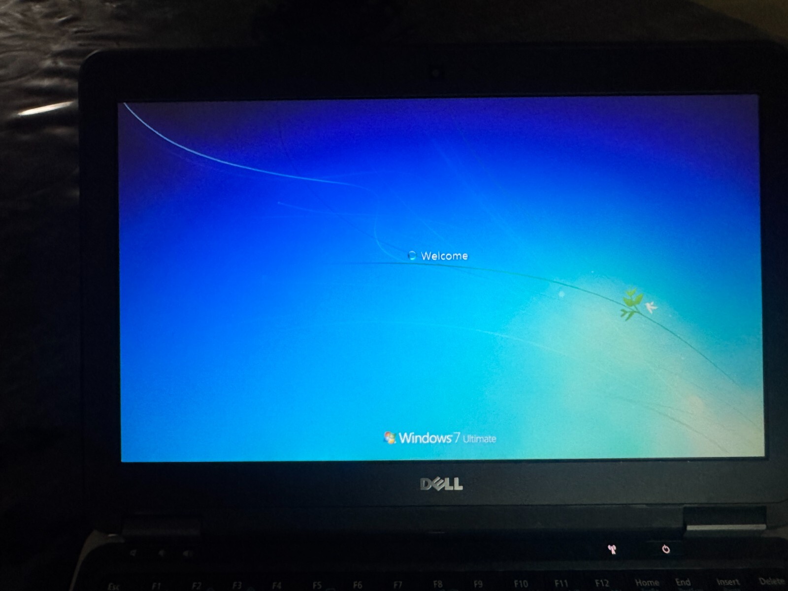 Dell Latitude E7240 i5-4300@1.9Ghz 4Gb 256ssd Fair battery (read description)