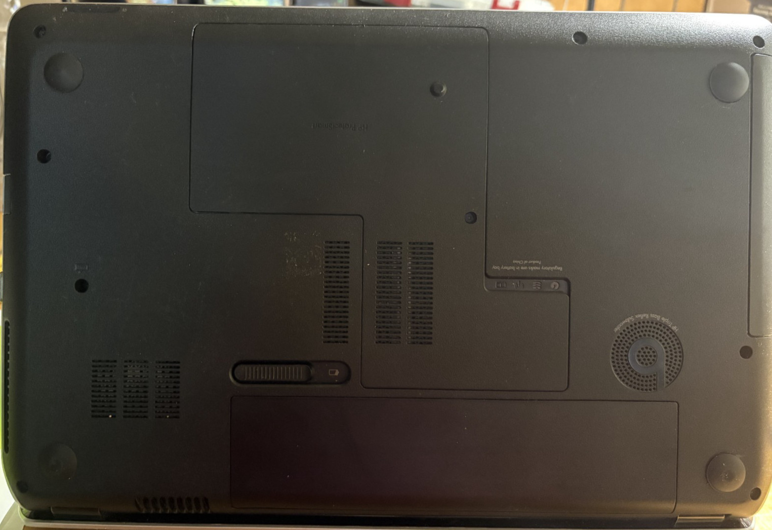 HP Envy DV6 AMD A8-4500M APU-Radeon Graphics, 16 GB RAM, 2 TB HD Windows 10 Pr0
