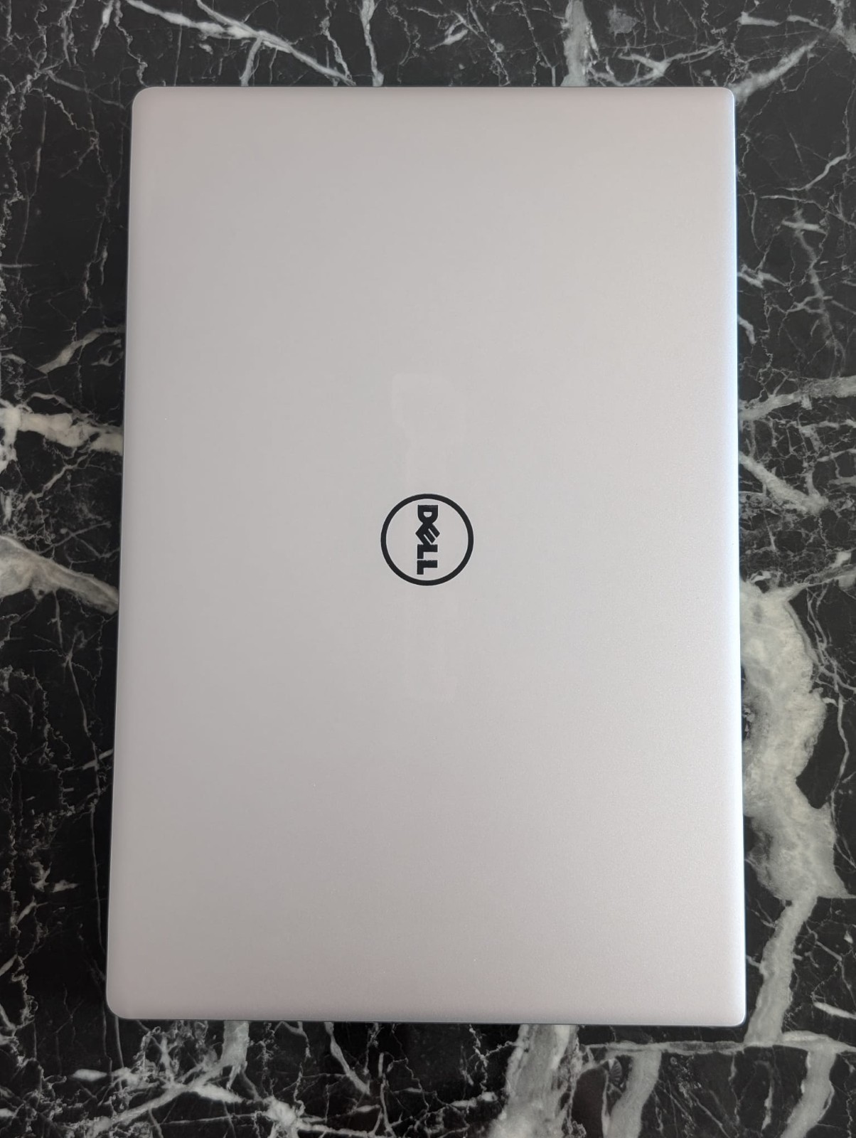 Dell XPS 13 9350 13.4″ 8GB RAM 512GB SSD