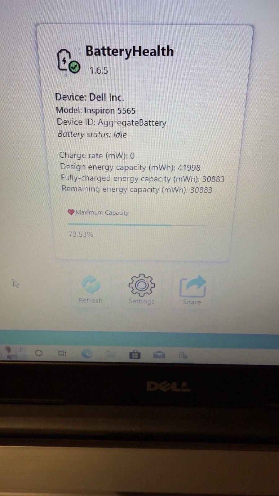 Dell Inspiron 5565 AMD A9 7th Gen. Dell Adapter 45W. No RAM, No HDD See Pictures