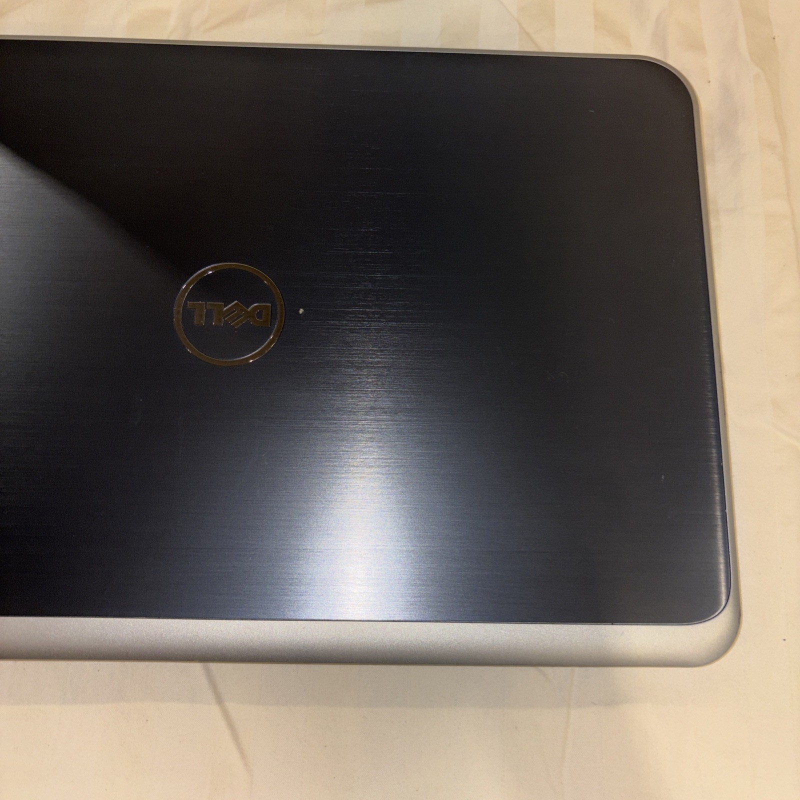Dell Inspiron 5721 17.3″ Laptop Intel i7-3537U 8GB Ram NO HD/OS
