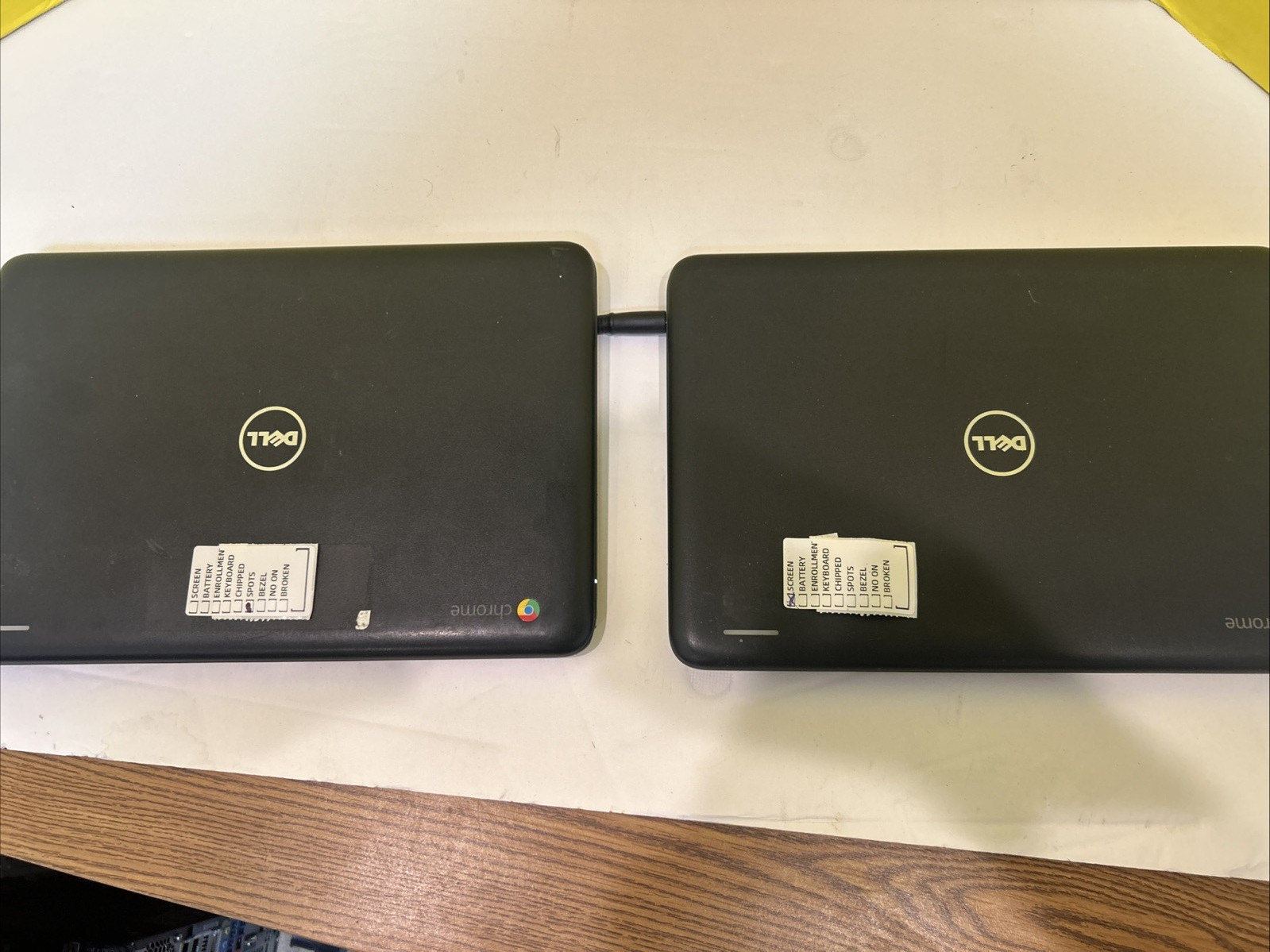 2 Dell 3180 Touchscreen Chromebook Functional Screen Marks Battery Bad