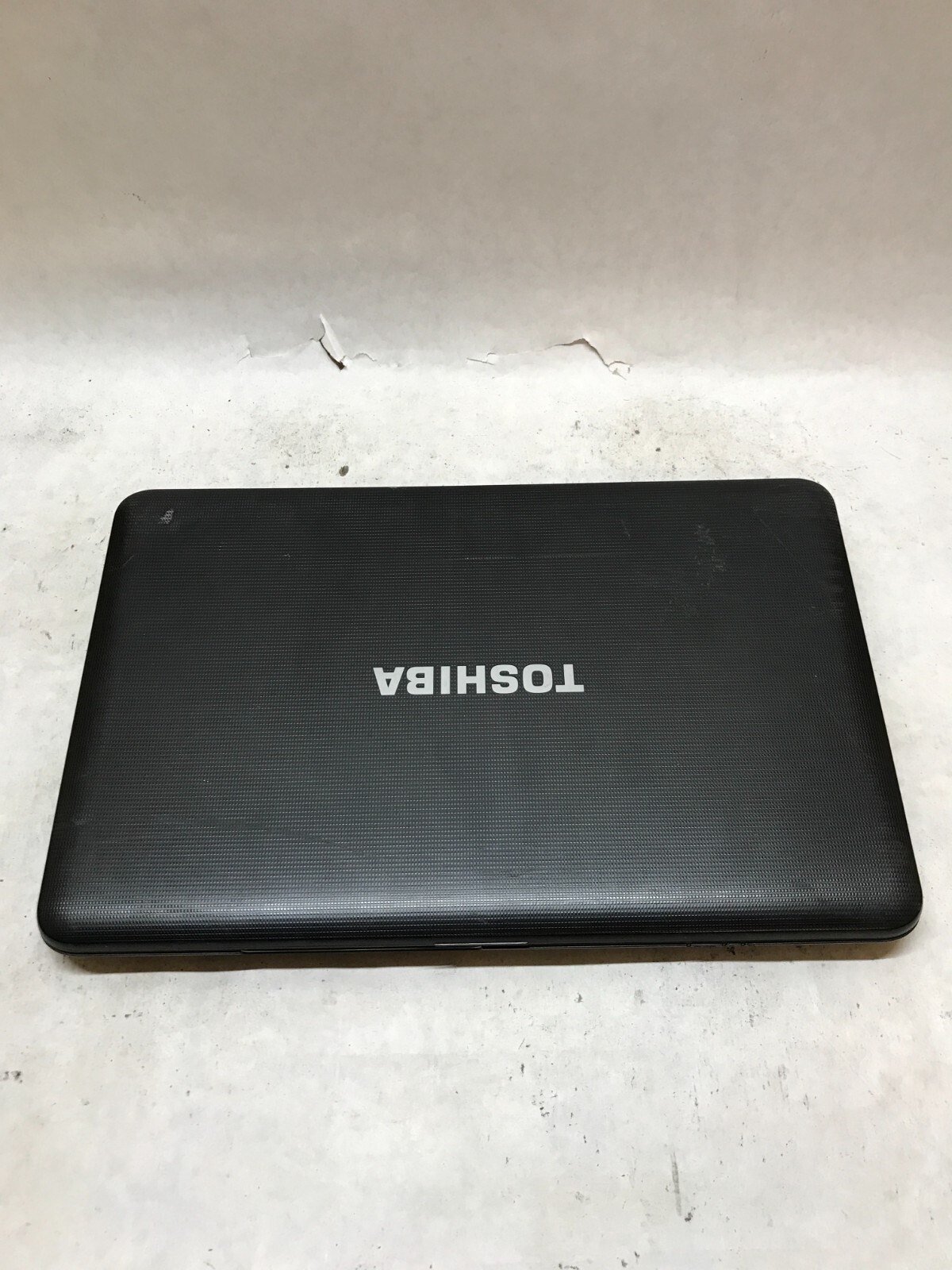 Toshiba Satellite C855D-S5201 15″ AMD E1-1200 1.4GHz 4GB RAM NO HDD/OS AS IS -DW