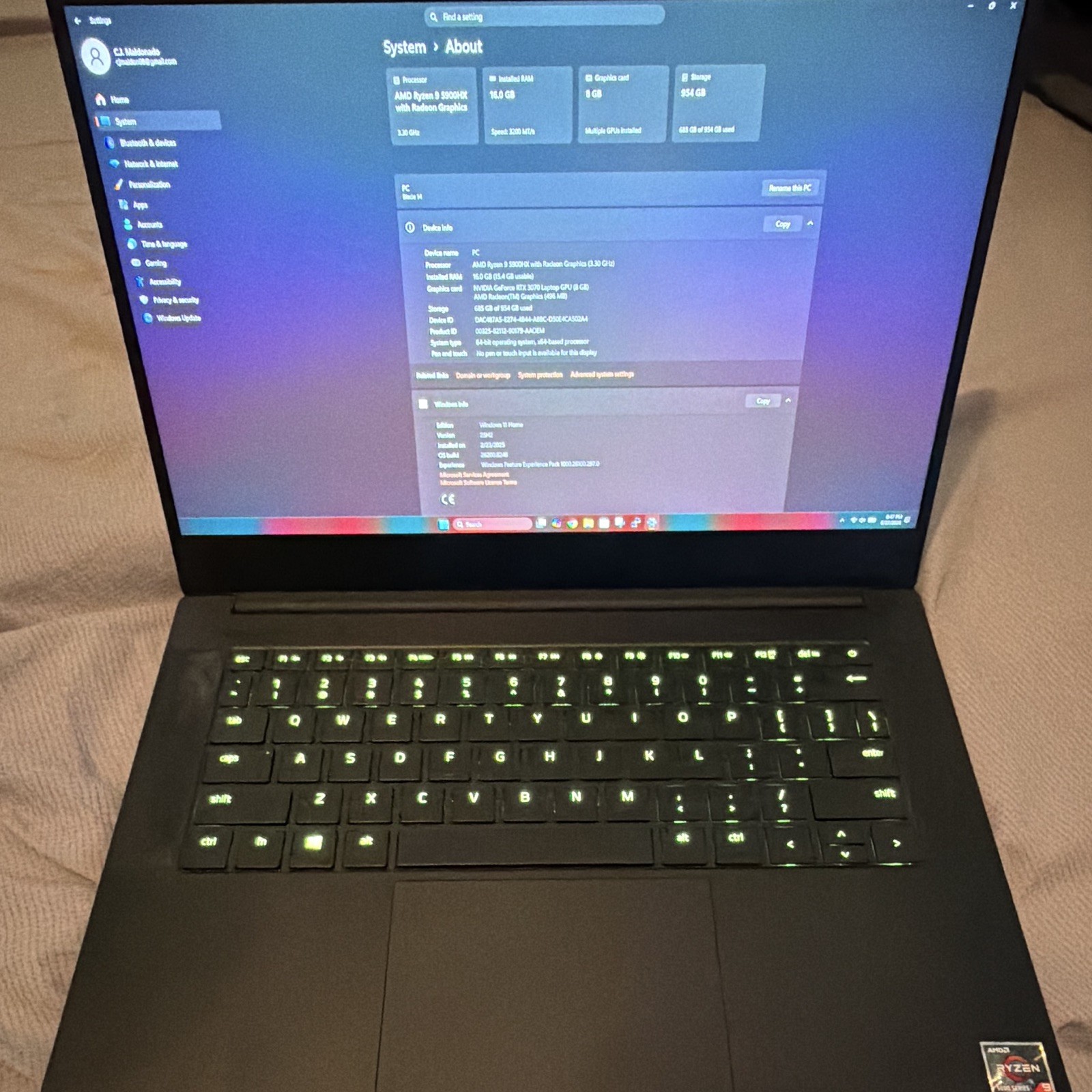 Razer Blade 14 QHD 165hz / Ryzen 9 5900HX /16GB / RTX 3070 / 1TB SSD/ Windows 11